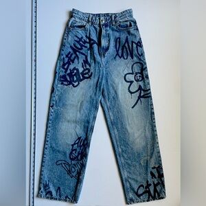 H&M DIVIDED Women's Graphic/Graffiti-Designed Denim Jeans